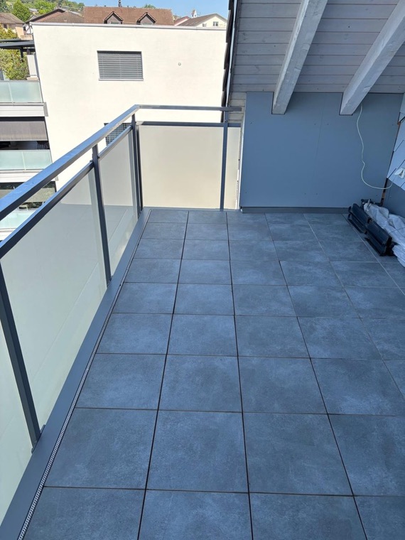 Terrassenplatten nach der Aussenreinigung, sauber